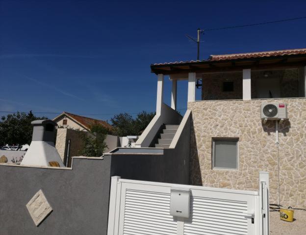 Villa Skalinada Vir Exterior foto